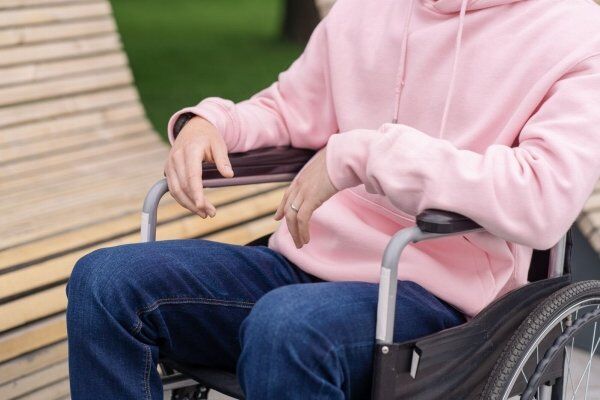 Guia estratégico - cadeira de rodas adaptada e conforto Guia estratégico - cadeira de rodas adaptada e conforto