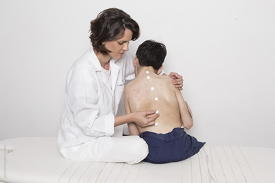 Especialistas em<br>Escoliose